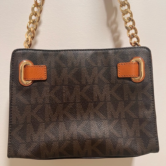 Michael Kors Crossbody - Picture 2 of 3